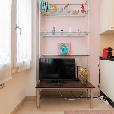 Luxury Apartment Near Bocconi Zamenhof 7 Milan Extérieur photo
